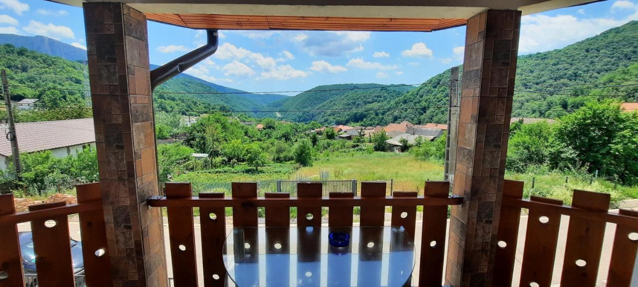 Telteu Florian Hotel Dunatölgyes Kültér fotó