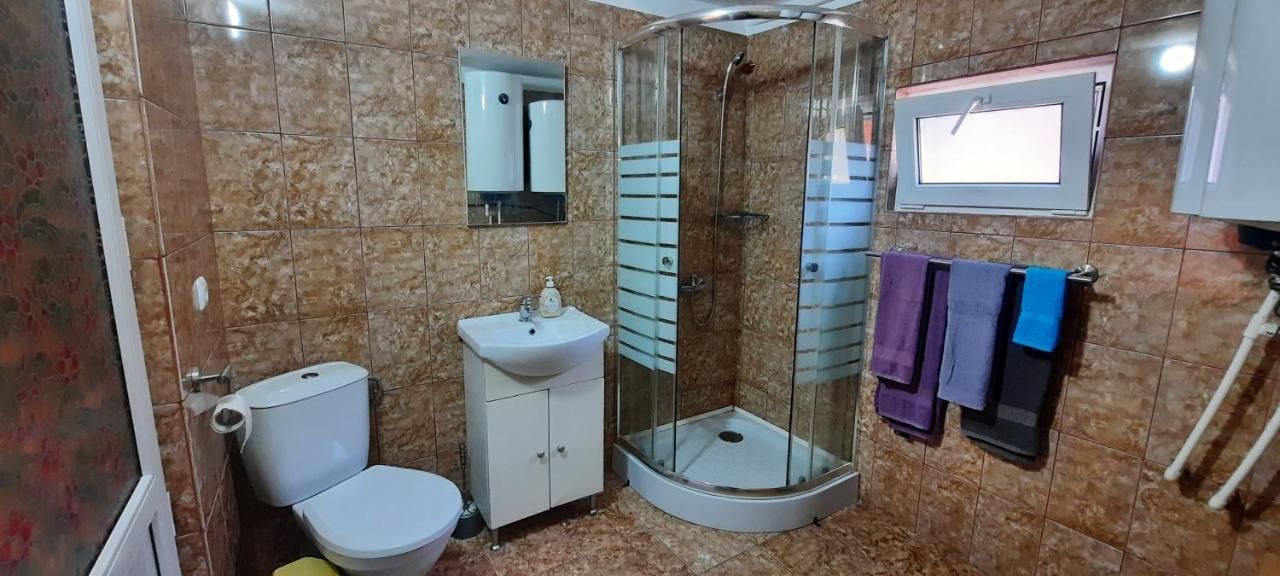 Telteu Florian Hotel Dunatölgyes Kültér fotó