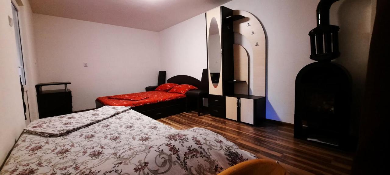 Telteu Florian Hotel Dunatölgyes Kültér fotó